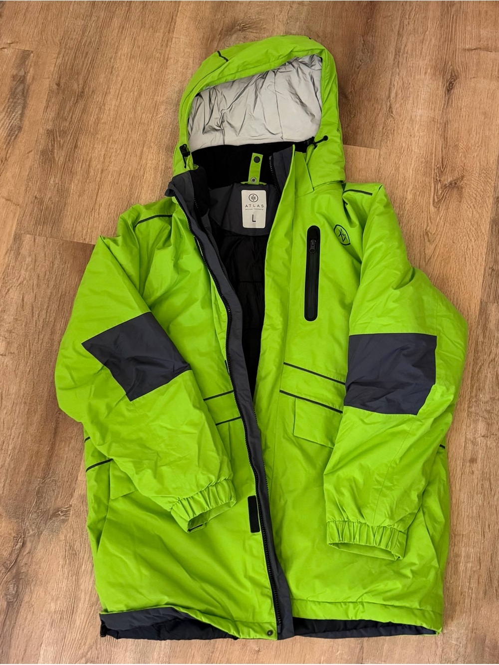 Atlas Ocean Voyages Expedition Ski Jacket | Neon Green size L Unisex